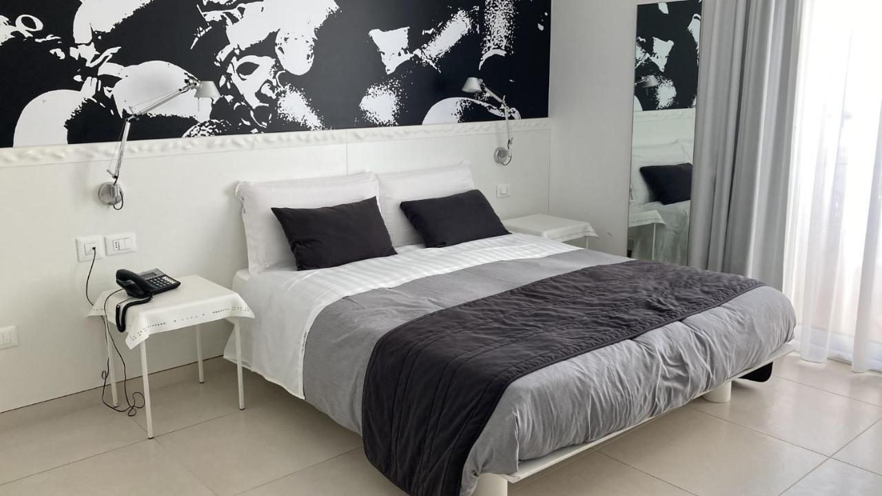 Quihotel Porto Cesareo Ngoại thất bức ảnh