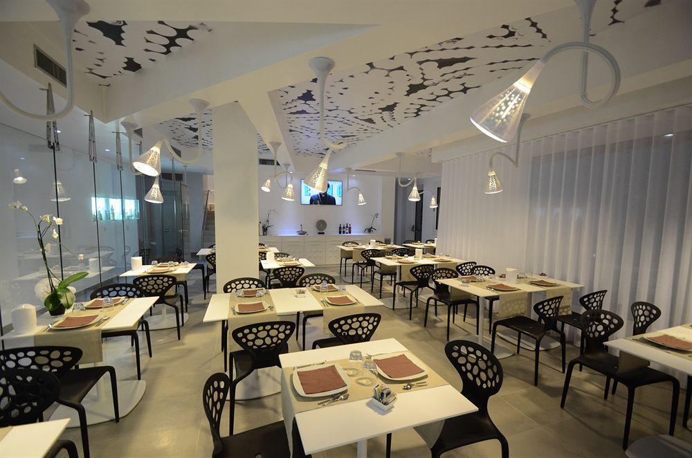Quihotel Porto Cesareo Ngoại thất bức ảnh