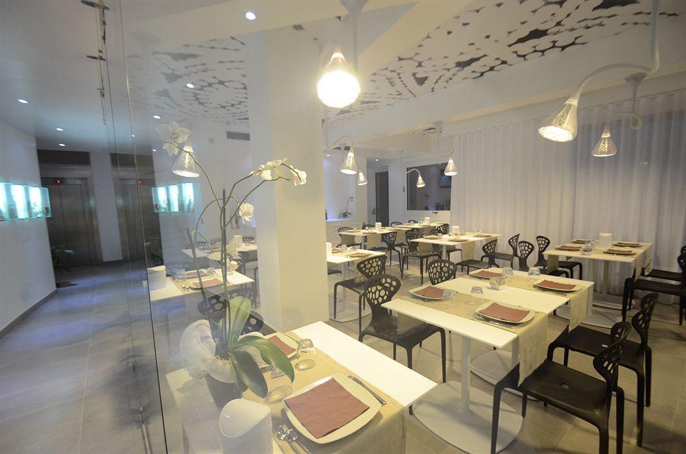 Quihotel Porto Cesareo Ngoại thất bức ảnh