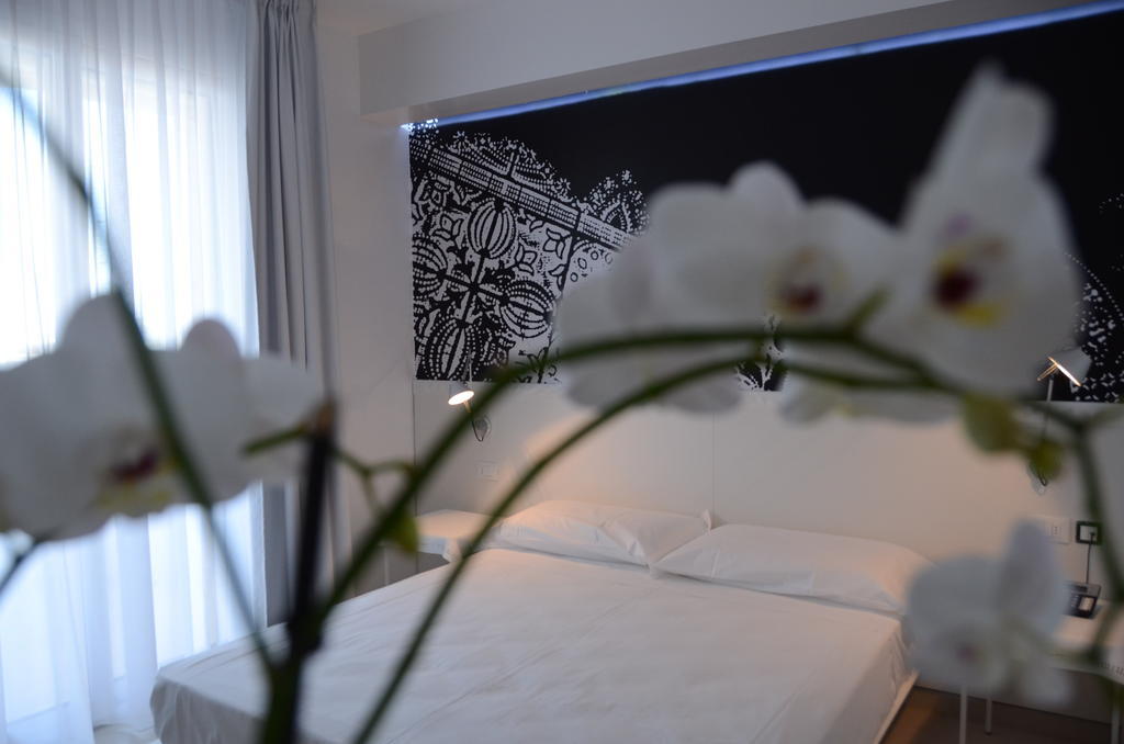 Quihotel Porto Cesareo Ngoại thất bức ảnh
