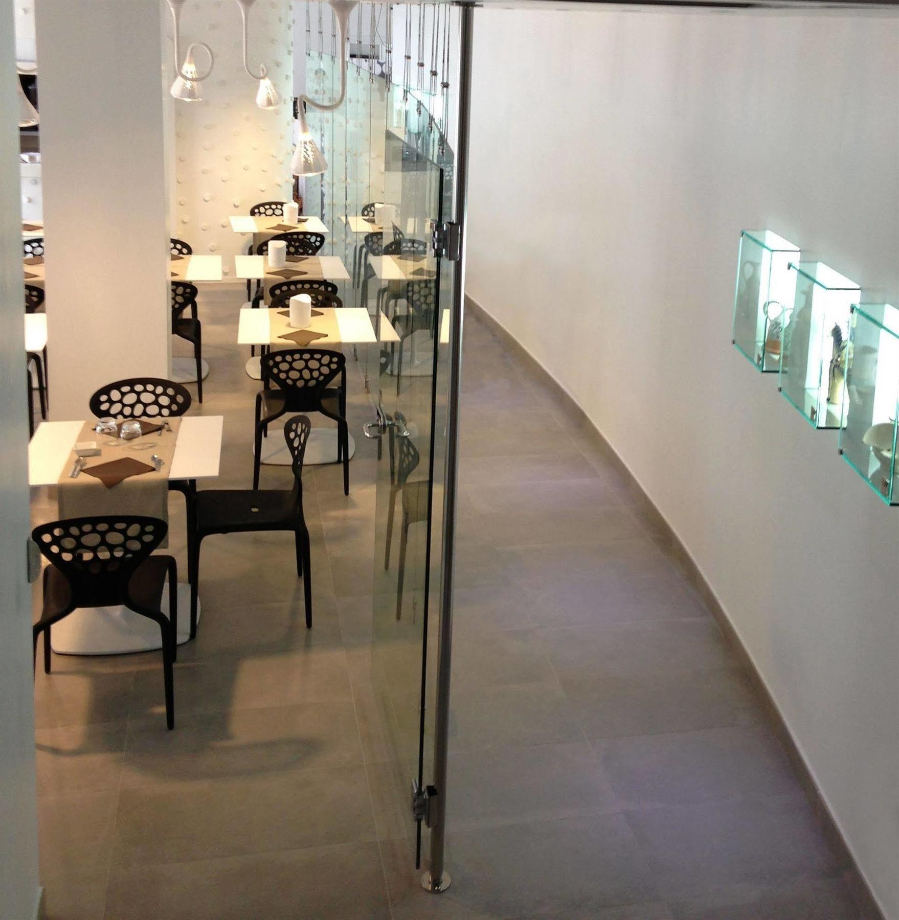Quihotel Porto Cesareo Ngoại thất bức ảnh